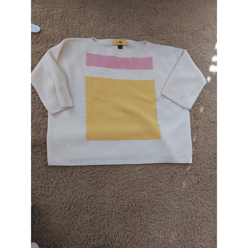 Womans St John Knit Sweater,size Large, New Without Tags